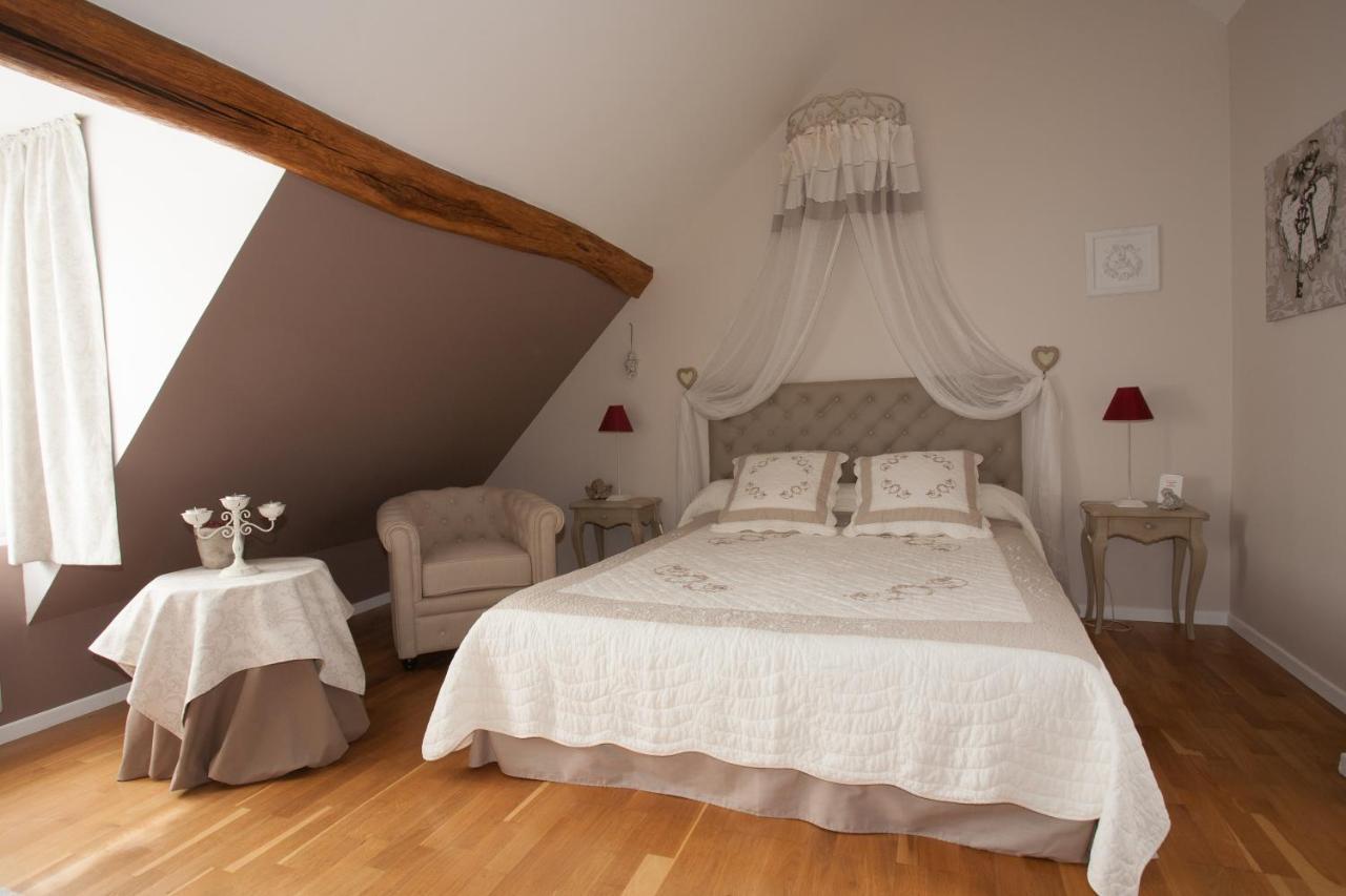 Bed and Breakfast Les Jarrieres Dame-Marie-les-Bois Exterior foto