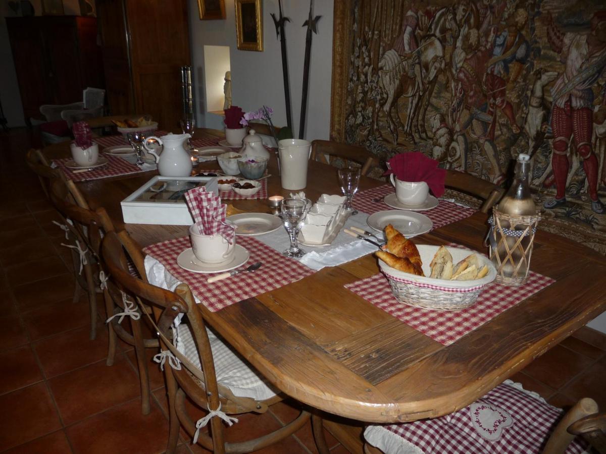 Bed and Breakfast Les Jarrieres Dame-Marie-les-Bois Exterior foto